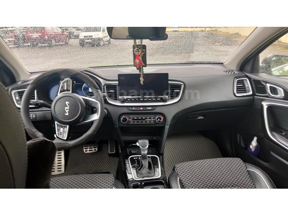 Kia XCeed 1.5 T-GDI Elegance 2024 Hatasız
