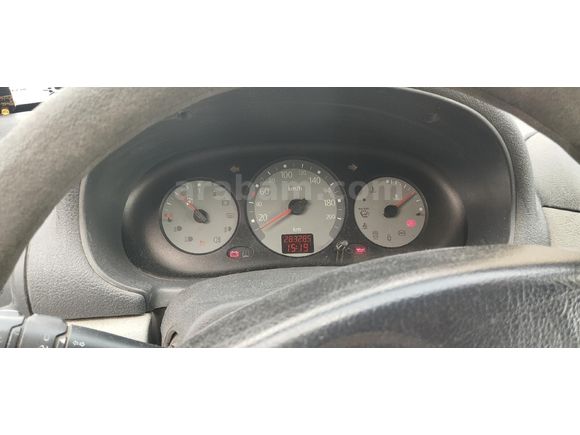 emekliden temiz bakımlı 2006 Clio
