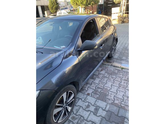 Sahibinden Renault Megane 1.5 dCi Expression 2009 Model  217.000 km Siyah