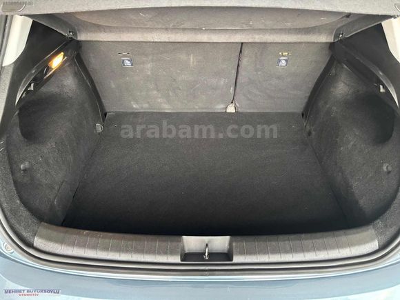 BOYASIZ 2023 MODEL EGEA CROS 1.4FİRE 95HP URBAN LPG'Lİ