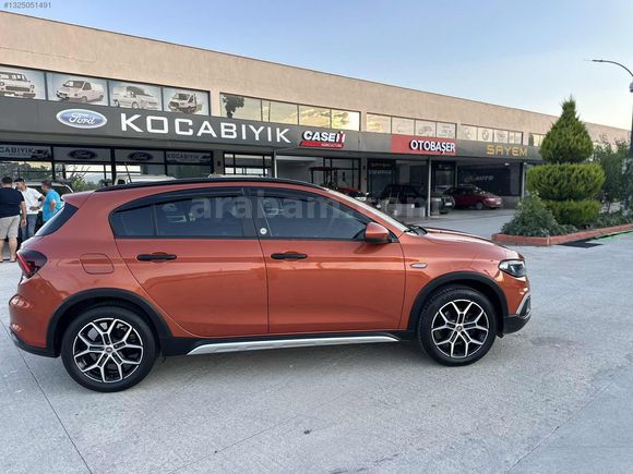 2023 model Egea Cross 100 .yil 28000 km boyasız