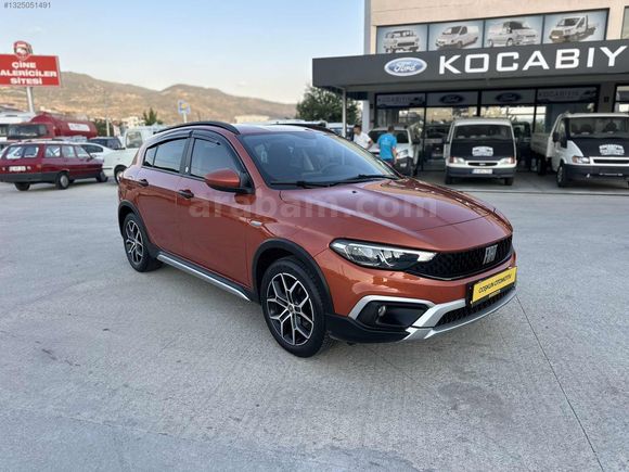 2023 model Egea Cross 100 .yil 28000 km boyasız