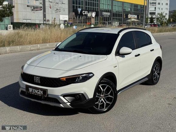 2024 BOYASIZ FİAT EGEA CROSS 1.4 URBAN SADECE 14.000'KMDE
