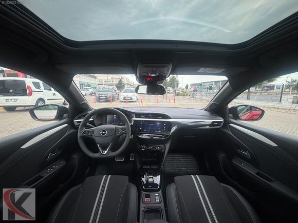 2025 HATASIZ OTOMATİK SADECE 8 BİN KM'DE CAM TAVANLI GS HYBRIT
