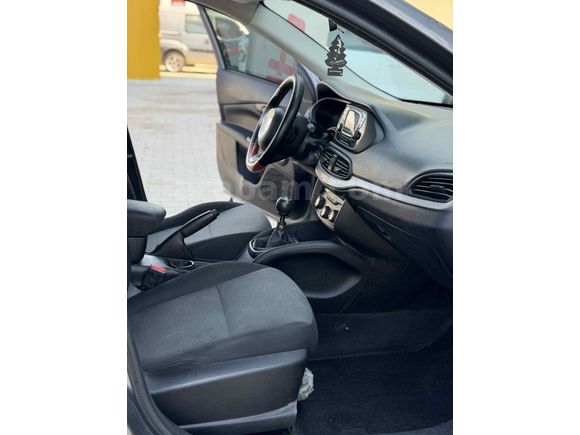  2019 Model İzmir’de tek-UYGUN RAKAM 2019 hatasız boyasız 