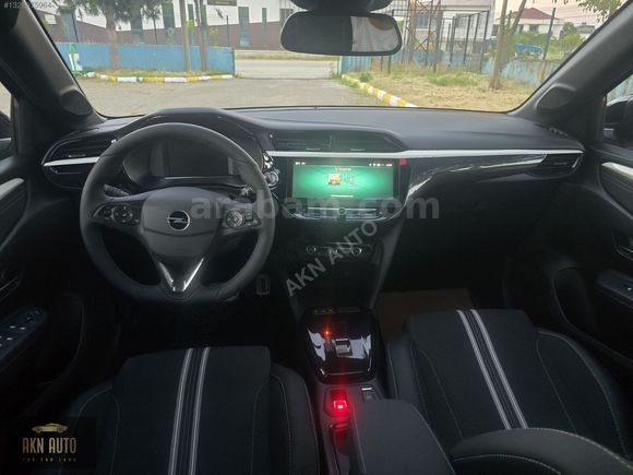 AKN AUTO"DAN 2026 CORSA ULTİMATE 1.2 HYBRID 145 HP CAM TAVAN