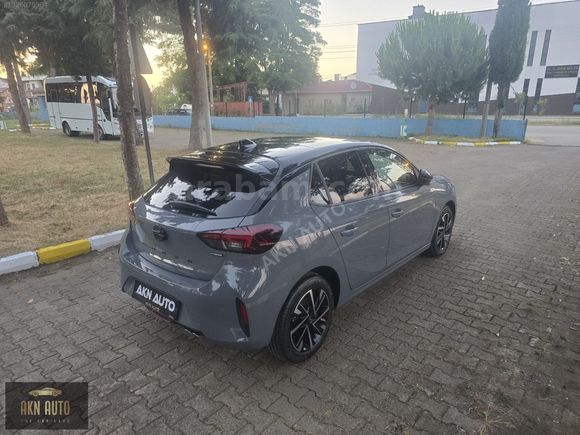 AKN AUTO"DAN 2026 CORSA ULTİMATE 1.2 HYBRID 145 HP CAM TAVAN
