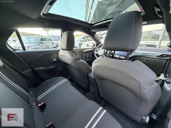 ERKUT AUTO DAN 2025 MODEL HATASIZ 1.2 HİBRİT GS CAM TAVAN ISITMA
