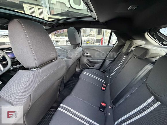 ERKUT AUTO DAN 2025 MODEL HATASIZ 1.2 HİBRİT GS CAM TAVAN ISITMA