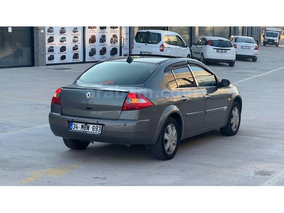 Sahibinden Renault Megane 1.6 Dynamique 2004 Model 