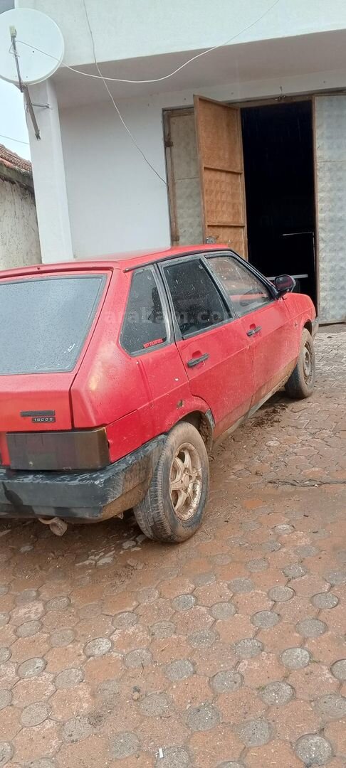 Sahibinden Lada Samara 1.5 1993 Model Sivas 200.000 km Bordo 4