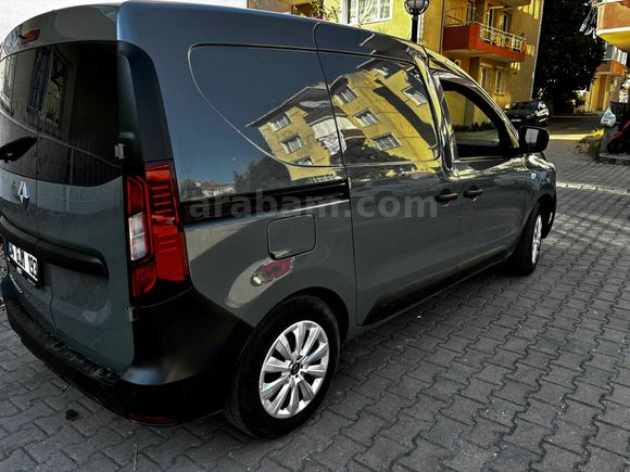 Sahibinden Renault Express Van 1.5 BlueDCI Joy 2023 Model 