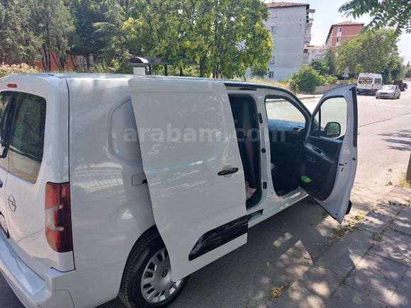Opel Combo 1.5 D Ultimate XL 2025 Model
