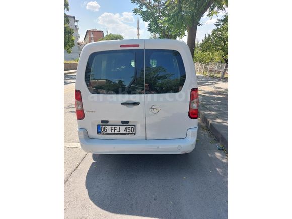 Opel Combo 1.5 D Ultimate XL 2025 Model