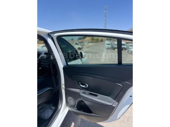 Galeriden Renault Fluence 1.5 dCi Icon 2014 Model Şanlıurfa