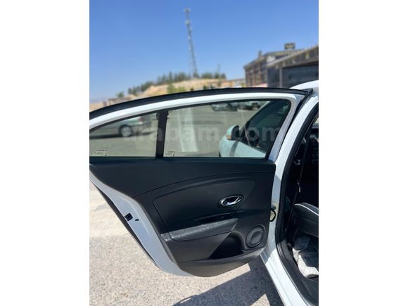Galeriden Renault Fluence 1.5 dCi Icon 2014 Model Şanlıurfa