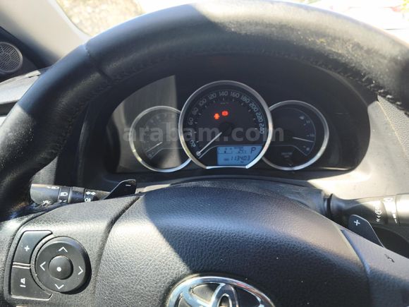 Sahibinden Toyota Auris 1.6 Active 2015 Model