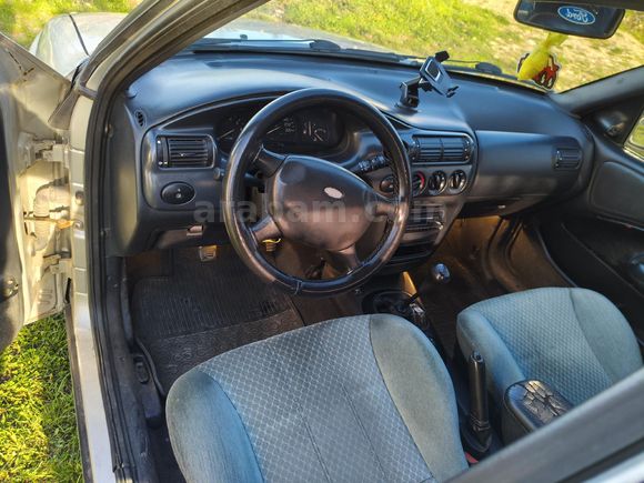 Sahibinden Ford Escort 1.6 CLX 1997 Model