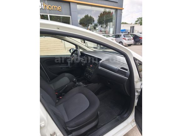 Galeriden Fiat Linea 1.3 Multijet Pop 2015 Model Bursa