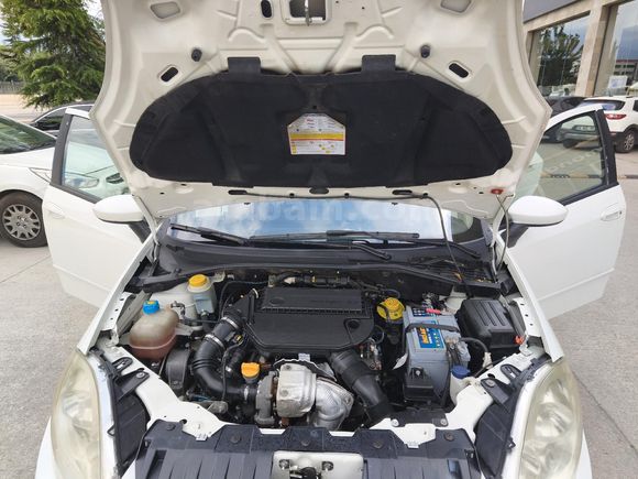 Galeriden Fiat Linea 1.3 Multijet Pop 2015 Model Bursa