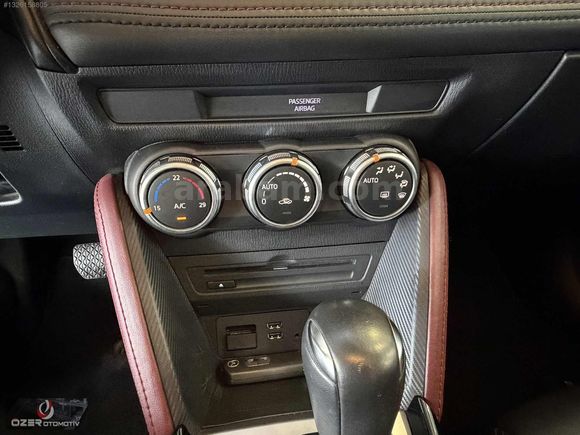 Galeriden Mazda CX-3 1.5 SKY-D Power 2015 Model İstanbul 96.000 km