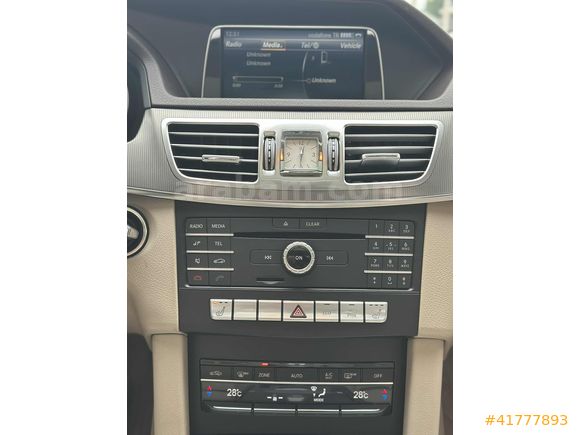 MERCEDES BENZ E-180 ELİTE CAM TAVAN 139.000 KM 2016 MODEL
