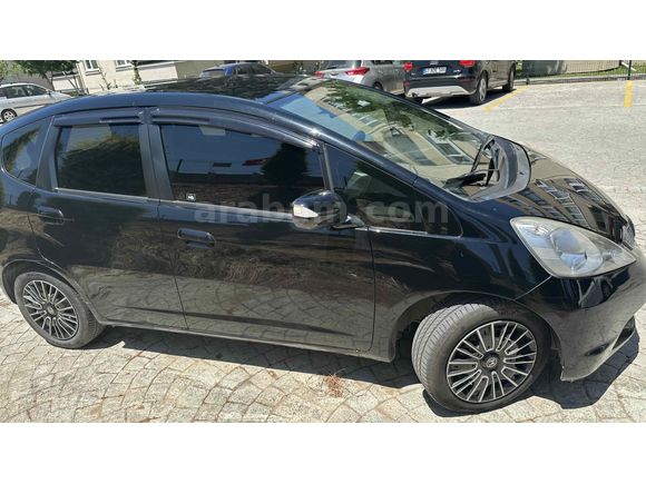 Sahibinden Honda Jazz 1.4 Joy 2009 Model 