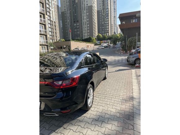 Sahibinden Renault Megane 1.3 TCe Joy 2021 Model 