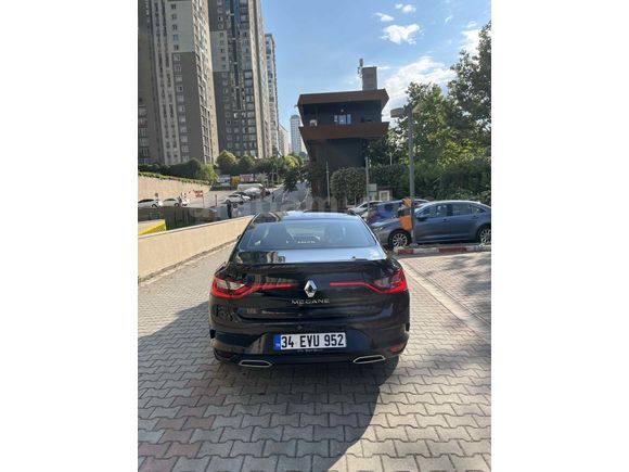 Sahibinden Renault Megane 1.3 TCe Joy 2021 Model 