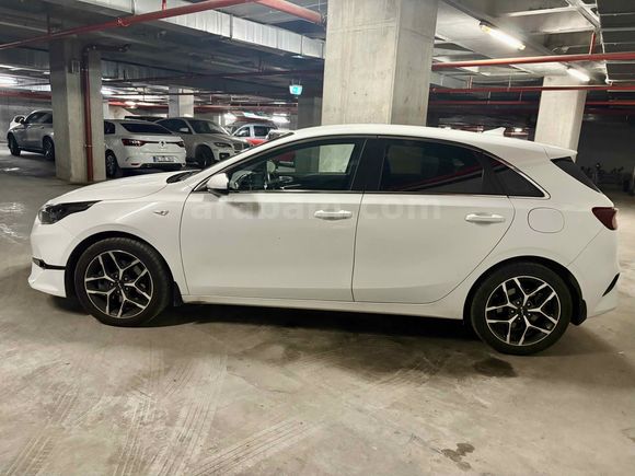 Sahibinden Kia Ceed 1.5 T-GDI Cool 2022 Model 