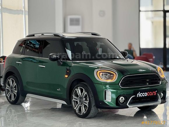 10BİN KM COUNTRYMAN ALL4 ÇİFT RENK CAM TAVAN TABA HEAD UP