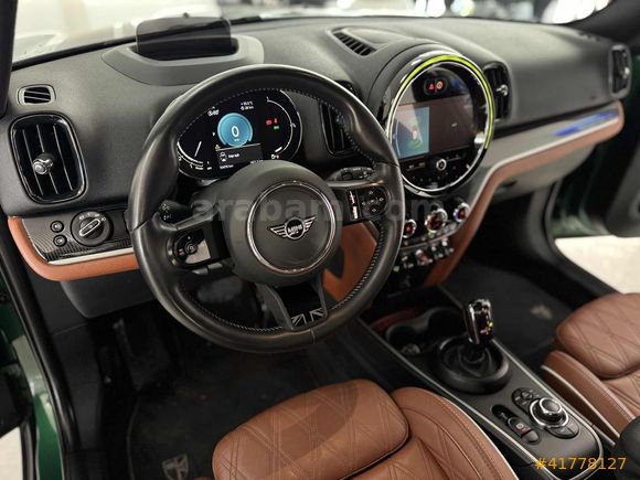 10BİN KM COUNTRYMAN ALL4 ÇİFT RENK CAM TAVAN TABA HEAD UP