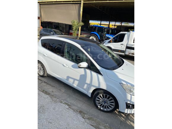 Sahibinden Ford C-Max 1.6 TDCi Titanium X 2013 Model  97.500 km Beyaz