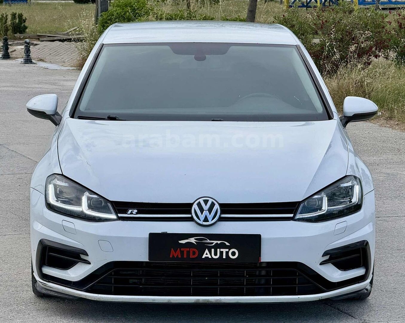 Galeriden Volkswagen Golf 1.6 TDi BlueMotion Midline Plus 2013 Model Mersin 398.000 km Beyaz 4