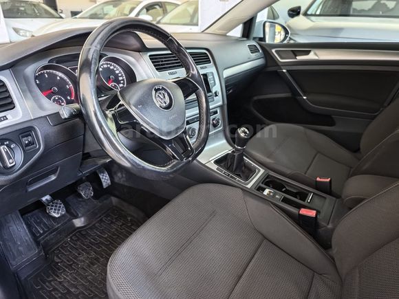 2014 MODEL GOLF 7 TERTEMİZ BAKIMLI TEMİZ DEİŞENSİZ