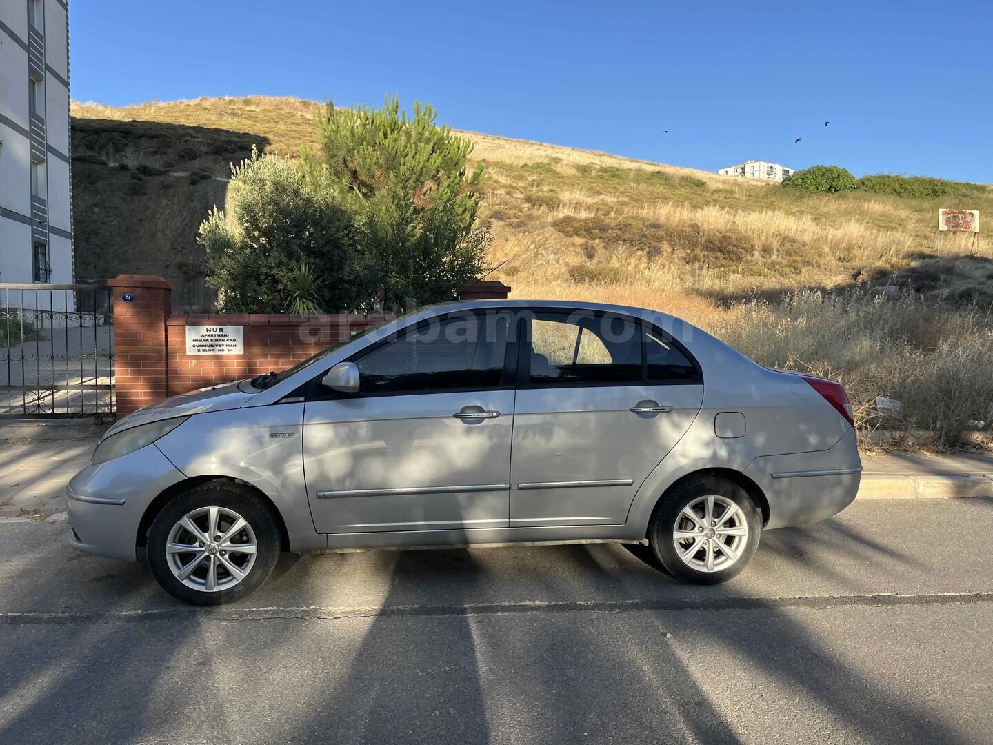 Sahibinden Tata Manza Ignis 1.4 Safire 2012 Model İzmir 248.000 km Gri (Gümüş) 1