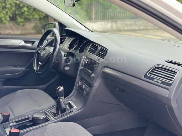 2013 VW GOLF 7 1.6 TDI MIDLİNE PLUS HATASIZ CAM GİBİ