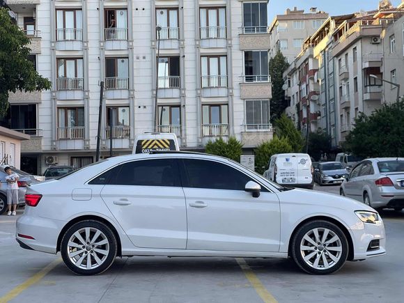 AUTO HUNTER-2018 A3 SEDAN-CAM TAVAN