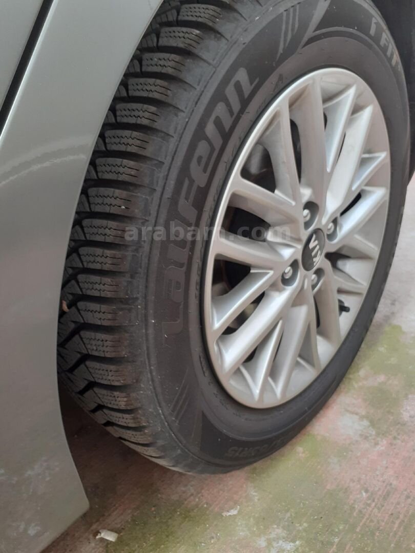 Sahibinden Kia Rio 1.4 CVVT Elegance Tekno 2021 Model İstanbul 24.000 km Yeşil (metalik) 6
