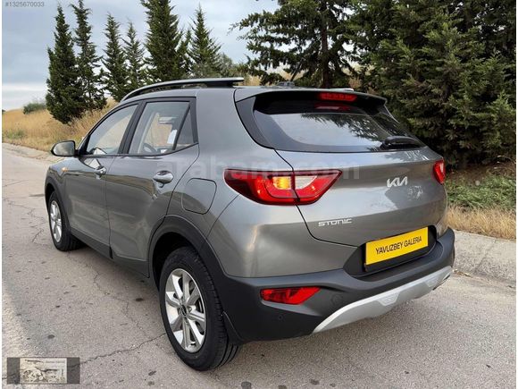 43000 KM'DE BOYASIZ 2023 MODEL KİA STONIC 1.4 MPİ COOL