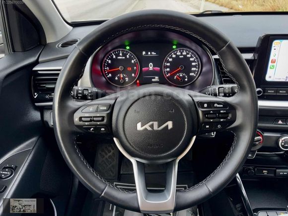 43000 KM'DE BOYASIZ 2023 MODEL KİA STONIC 1.4 MPİ COOL