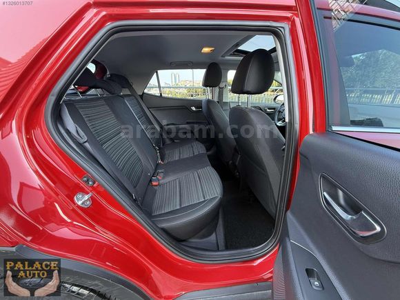 2023 KIA STONIC ELEGANCE 6.000 KM DE HATASIZ