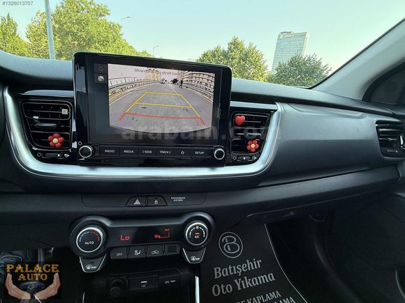 2023 KIA STONIC ELEGANCE 6.000 KM DE HATASIZ