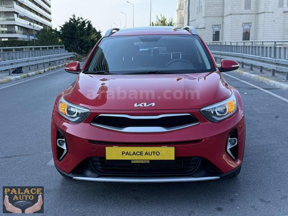 2023 KIA STONIC ELEGANCE 6.000 KM DE HATASIZ