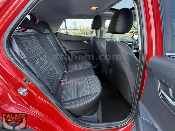 2023 KIA STONIC ELEGANCE 6.000 KM DE HATASIZ