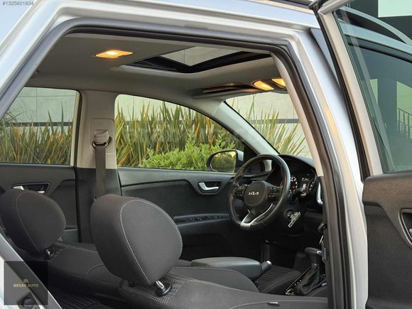 HATASIZ SUNROFF OTOMATİK KİA STONİC