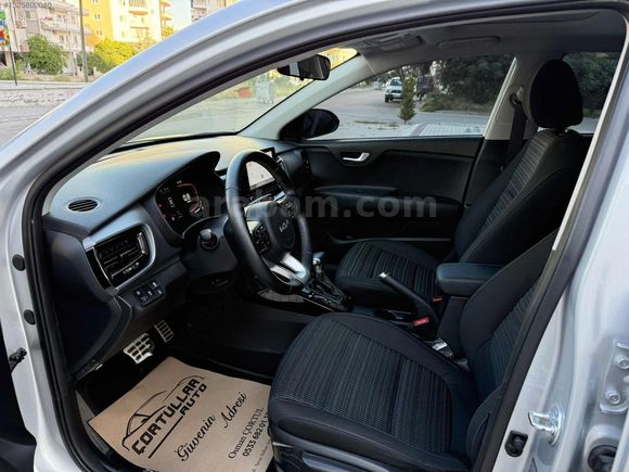 ÇORTULLAR AUTO DAN HATASIZ BOYASIZ KİA STONİC