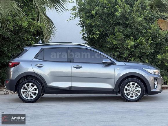 ANILLAR'dan 2024 KİA STONİC COOL PLUS 9900 KM