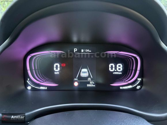 ANILLAR'dan 2024 KİA STONİC COOL PLUS 9900 KM