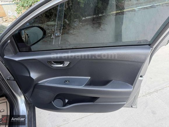 ANILLAR'dan 2024 KİA STONİC COOL PLUS 9900 KM